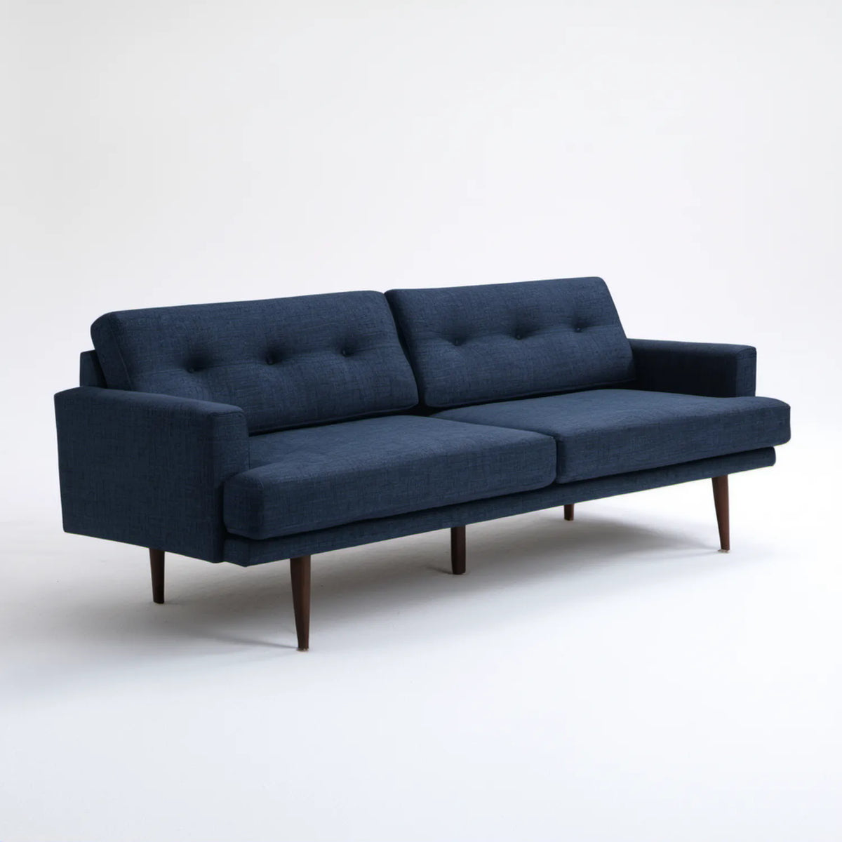 Sofa trzyosobowa granatowa z brązowymi nogami, 210 x 85 x 83 cm